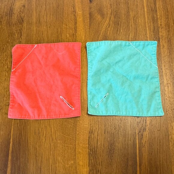 LOVEVERY Magic Tissue Box Montessori Wooden Toy Box With Lid & Colorful Tissues - Picture 5 of 12